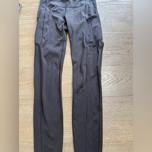 Lulu leggings with pockets :)